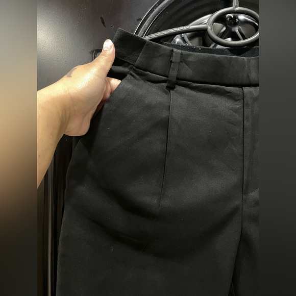 Uniqlo black pull on trousers. Size medium. Used - Picture 5 of 10